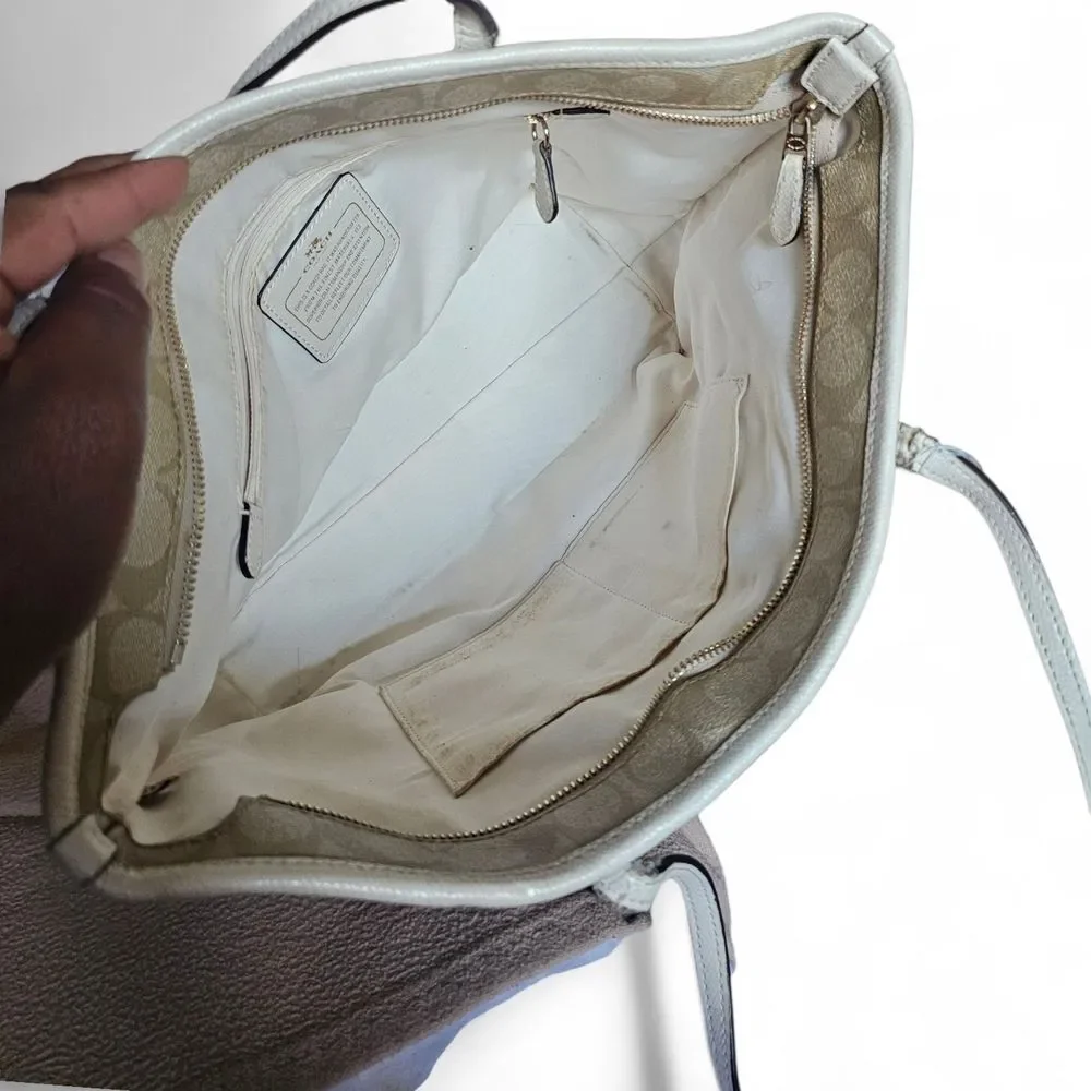 Coach C Pattern City Tote - Picture 13 of 16